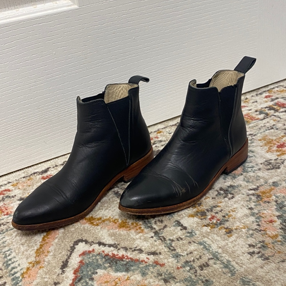 Nisolo Chelsea boot